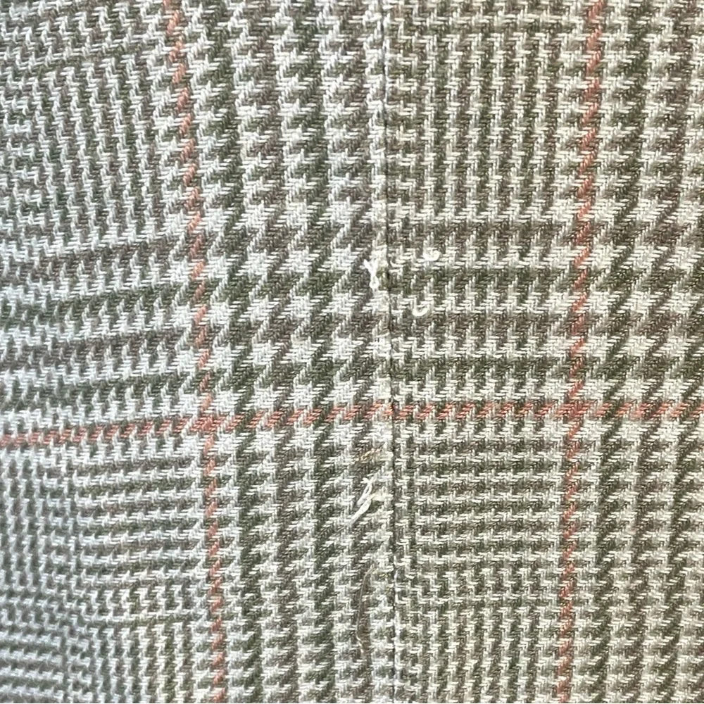 Christian Dior Vintage 80s plaid jacket & skirt, mother of pearl buttons, 8, GUC